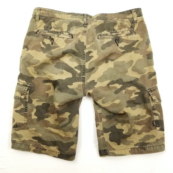 Men's Camo Cargo Shorts 32 - Picture 6 of 10